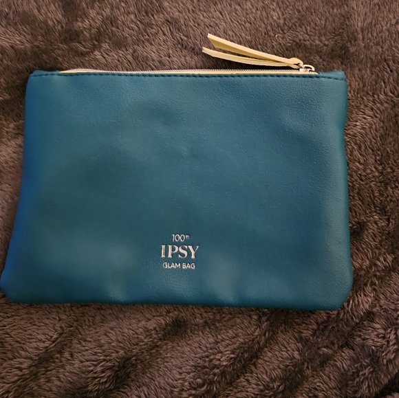 NWOT Ipsy studded teal cosmetic bag - Picture 2 of 4